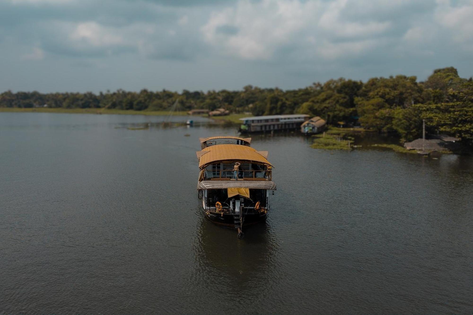 Blusalzz Villa - Muhamma, Alleppey - Kerala Alappuzha ภายนอก รูปภาพ